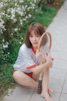 在公车被灌强行满JING液